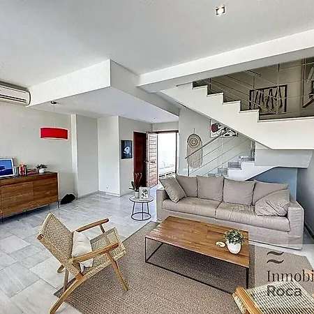 Roca Fornells, Fantastica Casa En Fornells F192 호텔